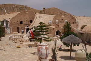 Diar Armor, vaste complexte troglodytique